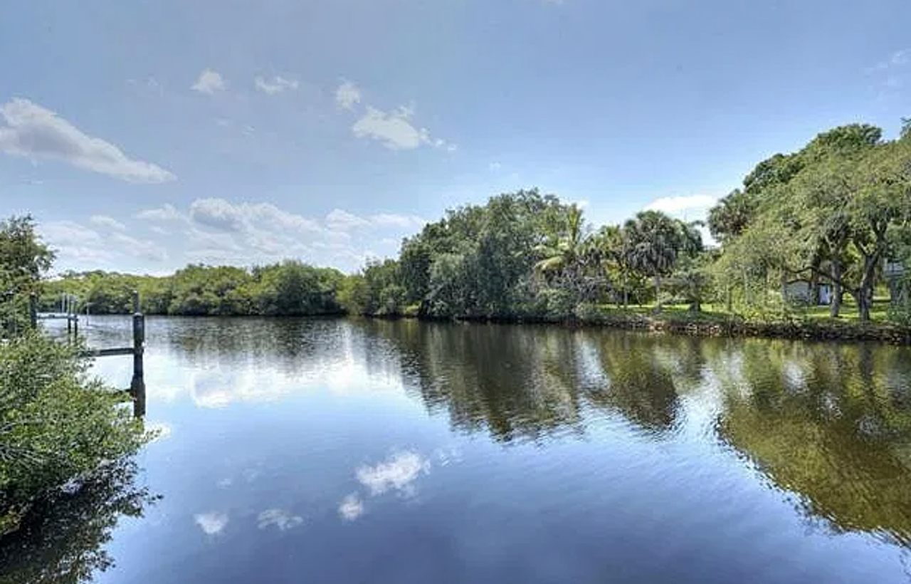 27020 Flamingo Dr - Photo 5 of 7