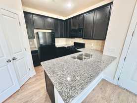 139 CREEKS - 2216 - Photo 1 of 1