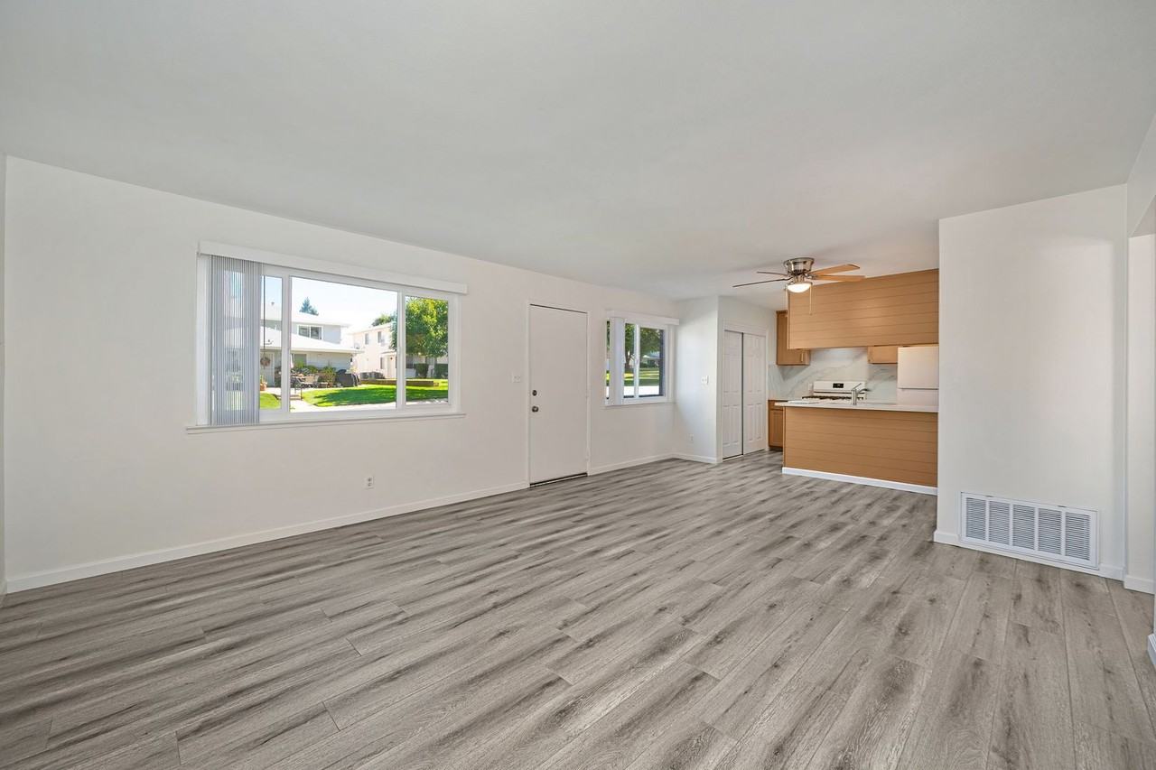 3625 Sapphire Dr #1 - Photo 2 of 16