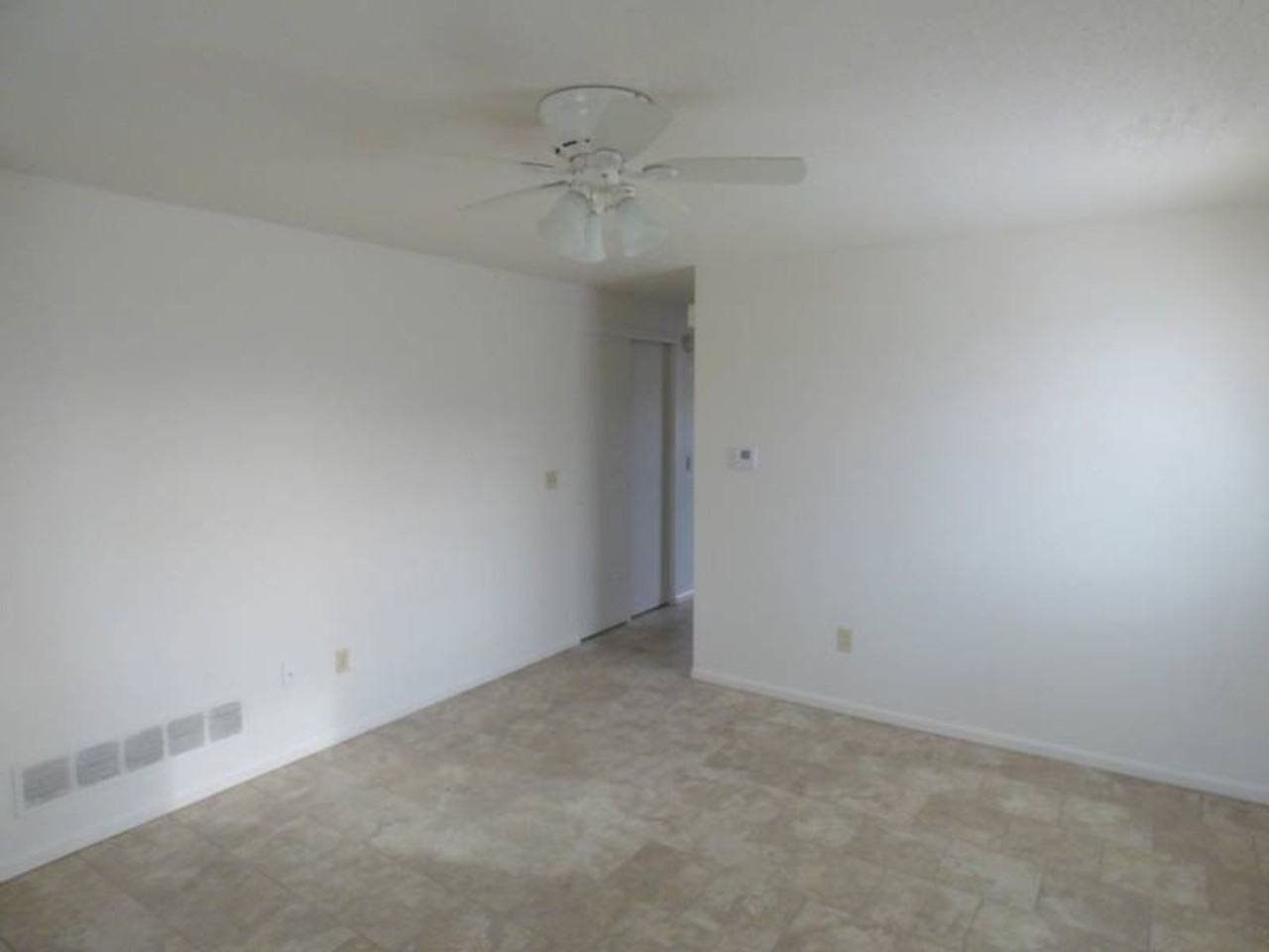 5527 Hoagland Ave - Photo 3 of 13