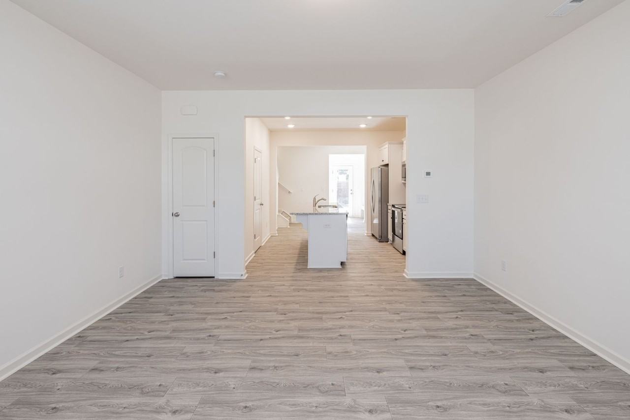 117 Grover Ct - Photo 3 of 22