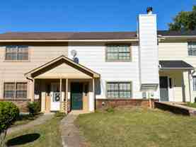 316 Autumn Ln - Photo 1 of 1