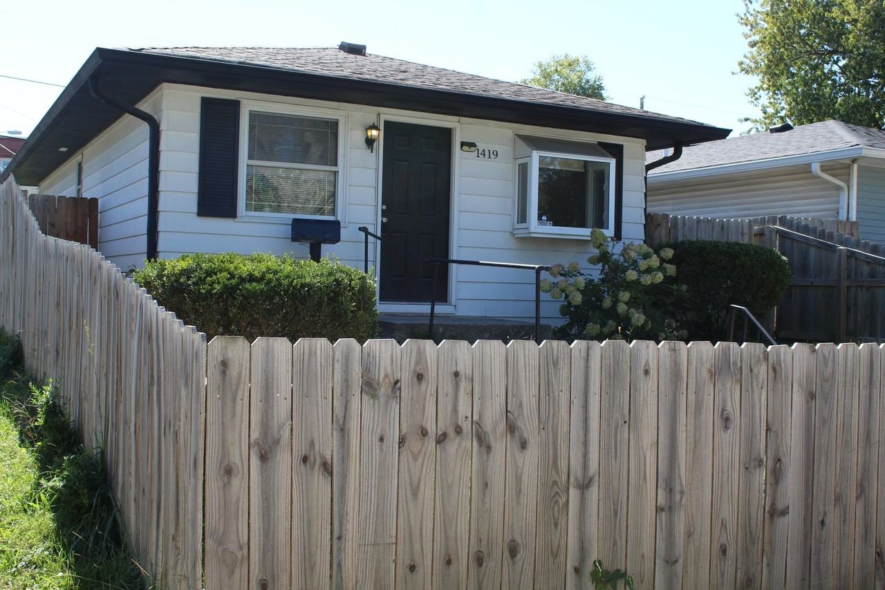 1419 Lawton Ave - Photo 2 of 13