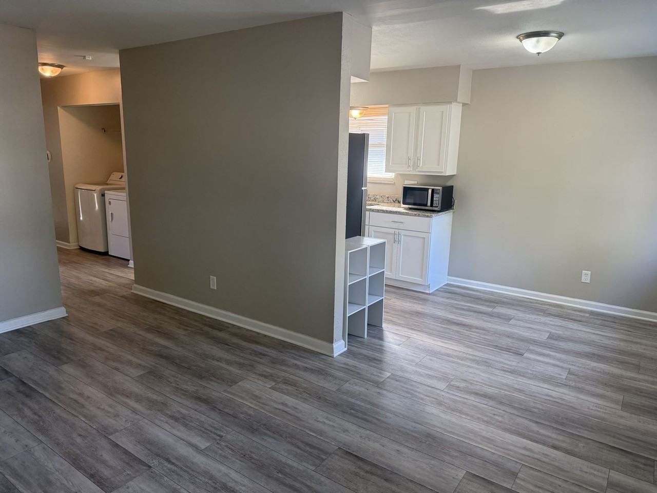 1419 Lawton Ave - Photo 3 of 13