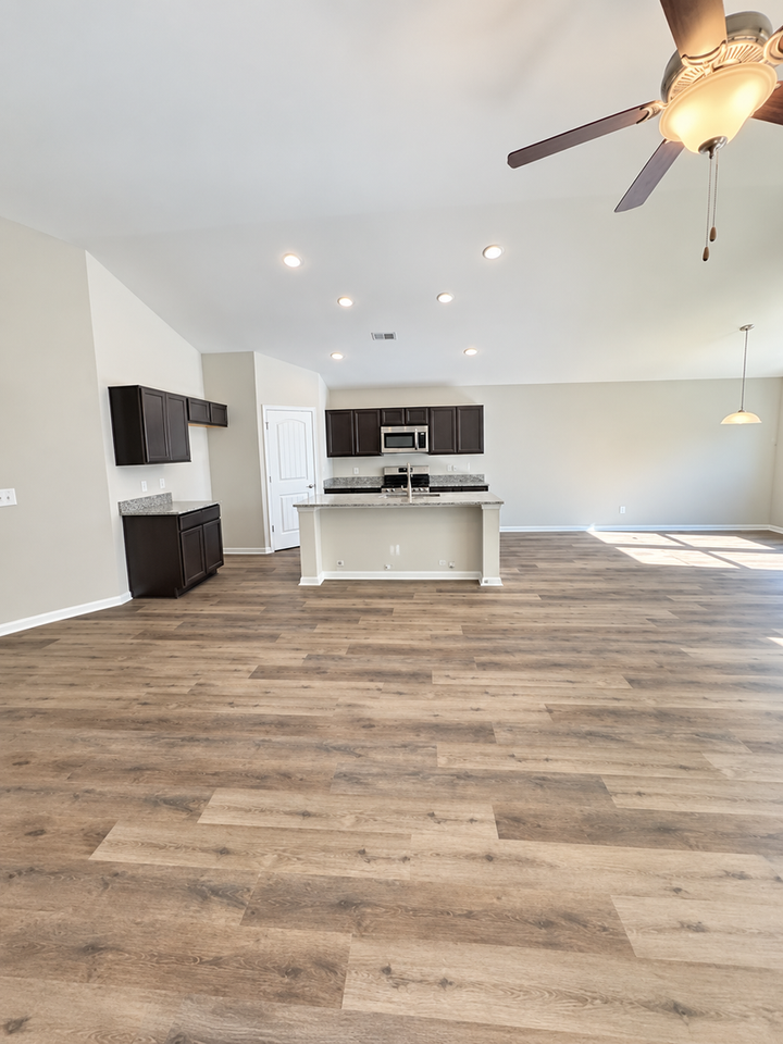 206 Hasty Point Rd - Photo 6 of 23