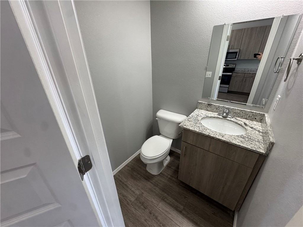 1636 S Razorback Rd - Photo 6 of 17