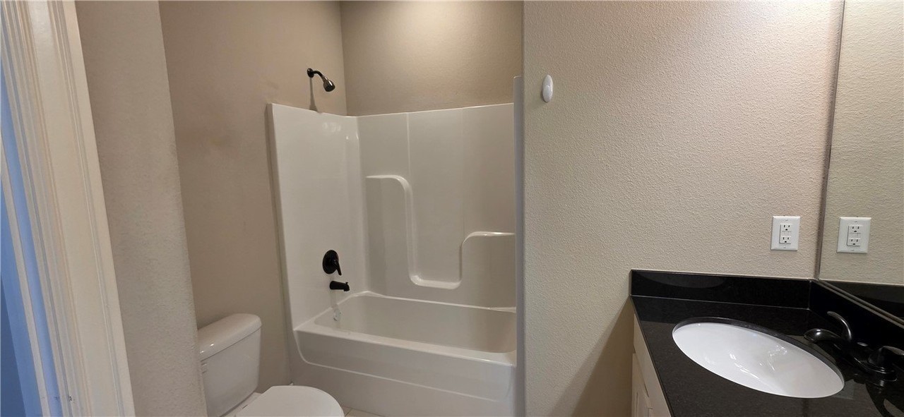 340 Brigade Blvd - Photo 6 of 9