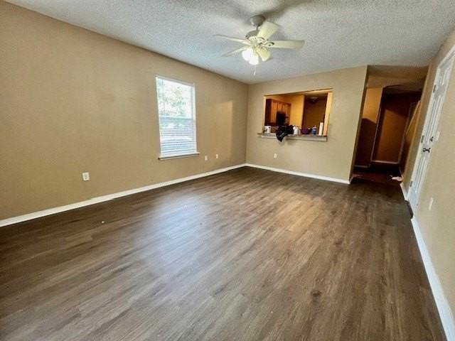 116 Neal St - Photo 3 of 8