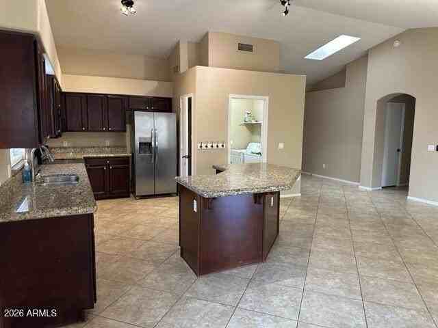 4833 W Taro Dr - Photo 4 of 48