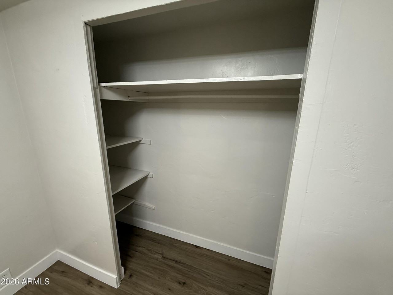 6021 W Gardenia Ave #B - Photo 4 of 9