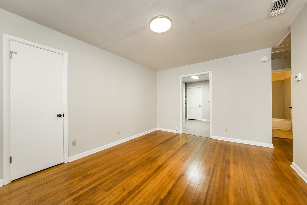 221 N Fillmore St #1 - Photo 4 of 11