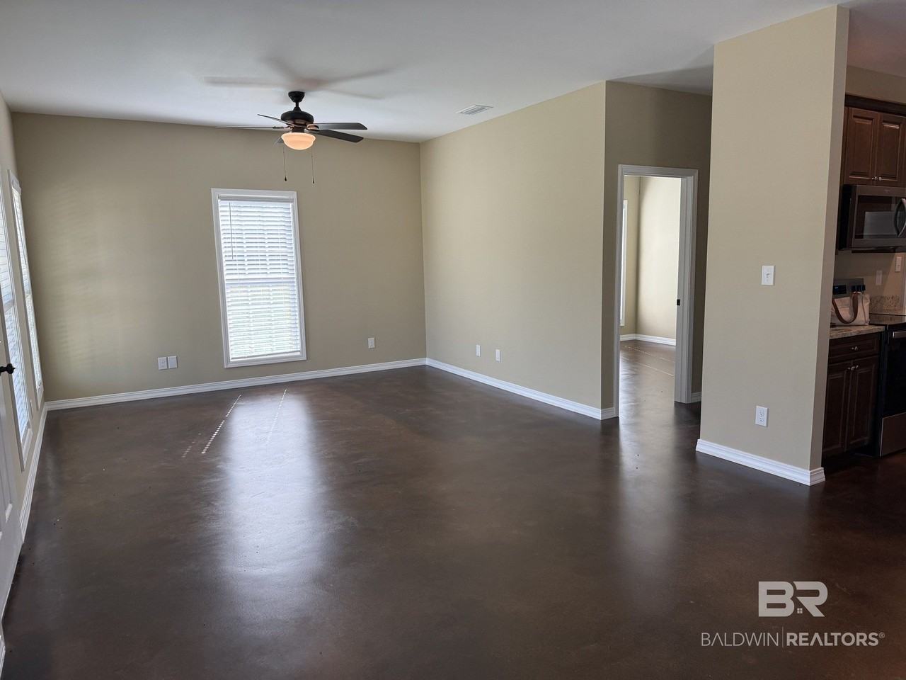 33720 Stables Dr #A - Photo 2 of 8