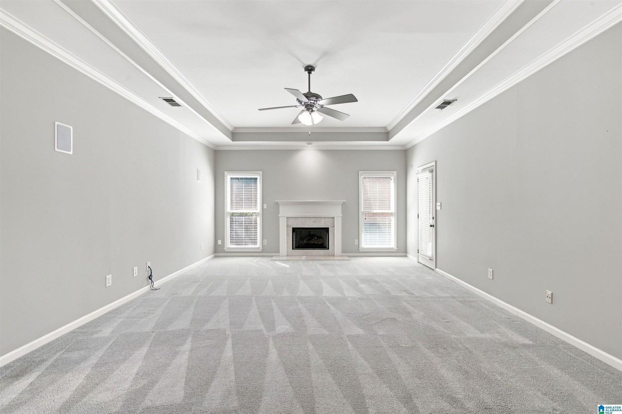 3544 Crossings Cir - Photo 3 of 20