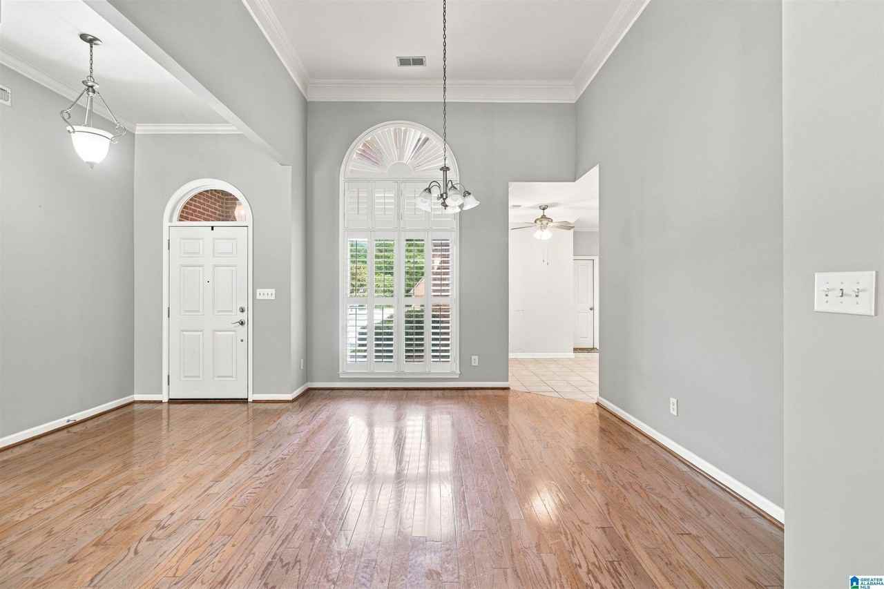 3544 Crossings Cir - Photo 4 of 20