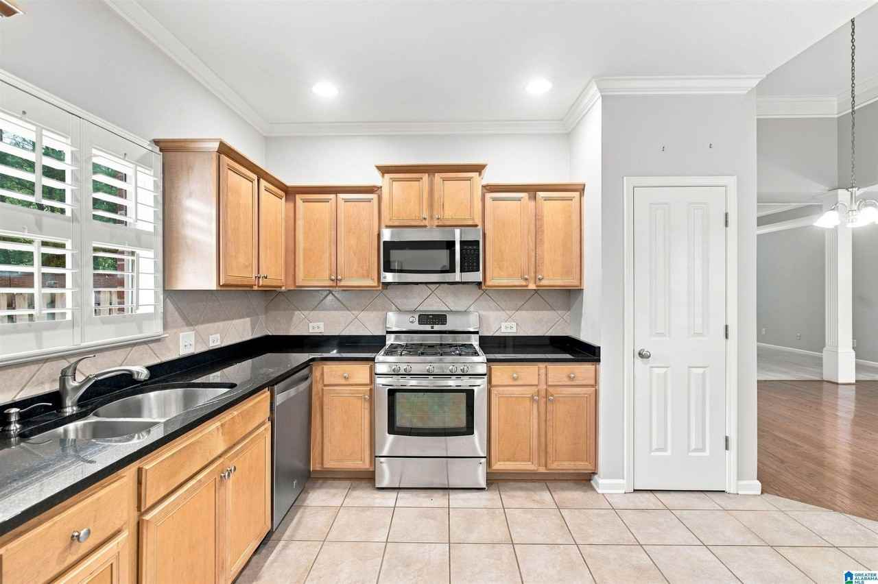 3544 Crossings Cir - Photo 6 of 20