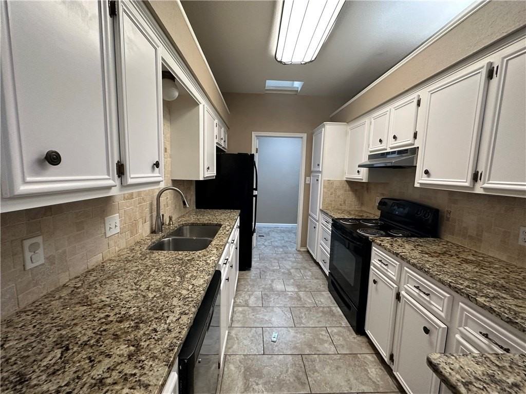 4525 Wapentate Dr - Photo 4 of 18