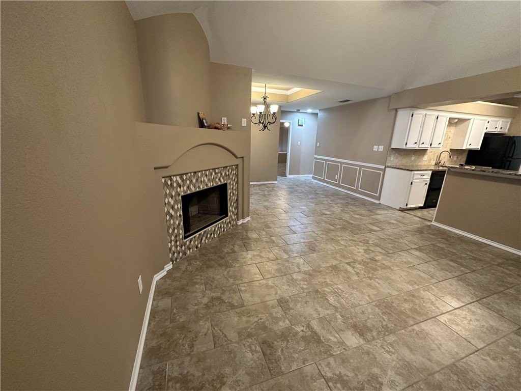 4525 Wapentate Dr - Photo 6 of 18