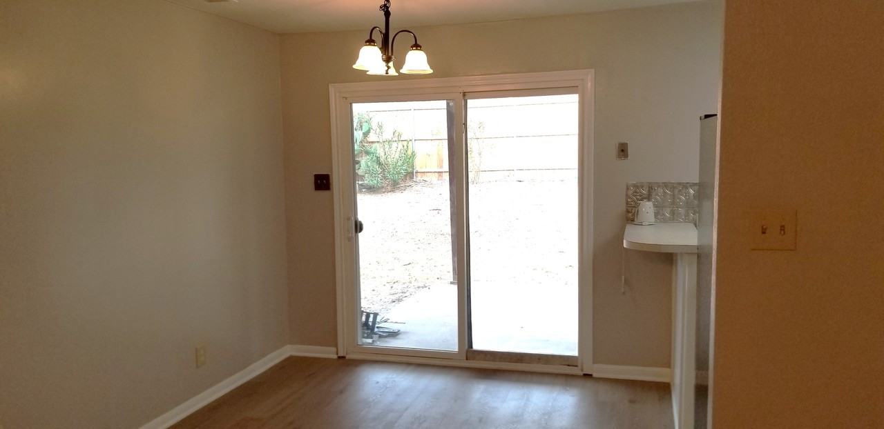 1802 Iris Cir #1 - Photo 3 of 14