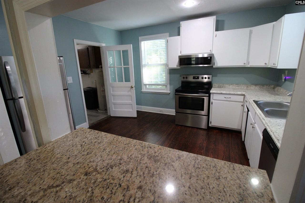 1201 Sycamore Ave - Photo 7 of 18