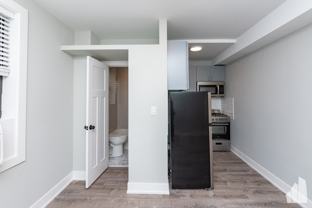 505 W Belmont Ave #4F - Photo 1 of 1