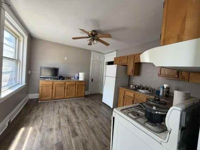 439 Somerset St - Photo 5 of 17