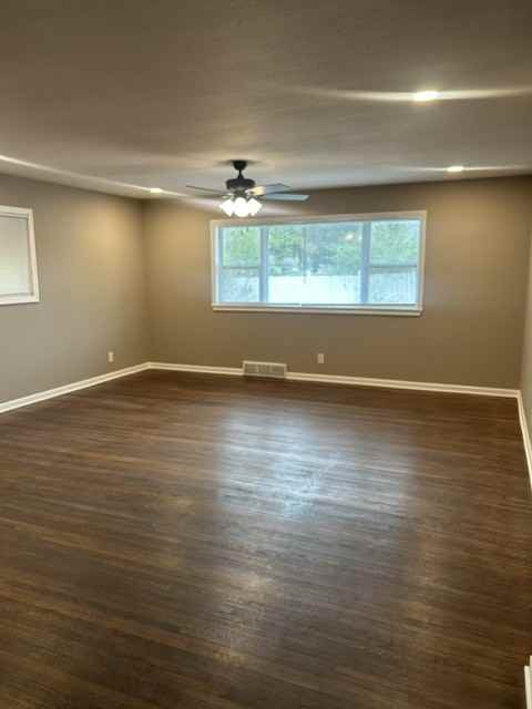 5905 E 30th St #1 - Photo 2 of 8