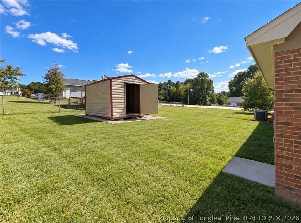 4400 Ivory Ct - Photo 2 of 11