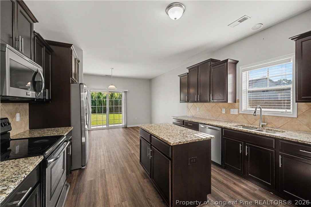 130 Fountain Grove Dr - Photo 5 of 25