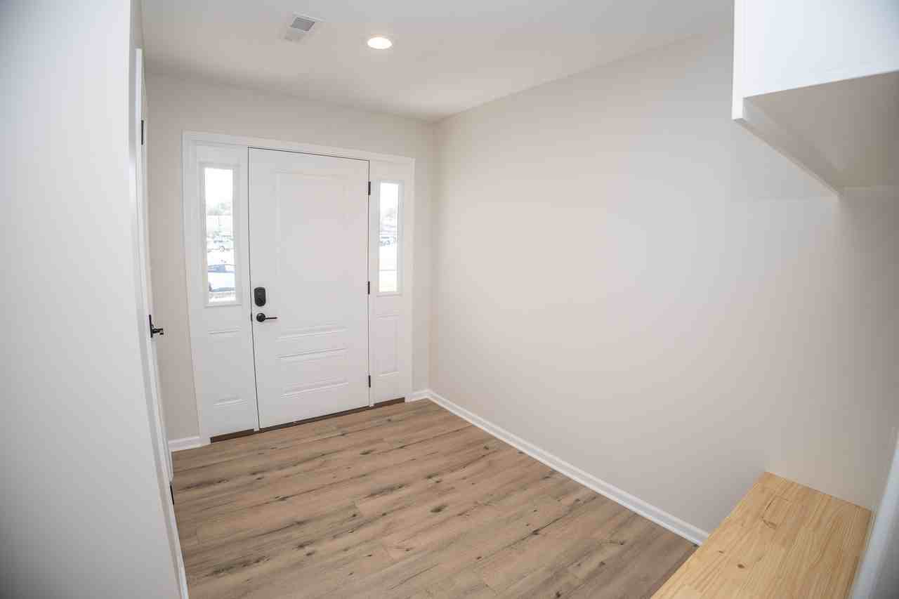 818 El Dorado Dr #818 - Photo 4 of 25