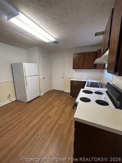 1005 N Elm St #19 - Photo 4 of 11