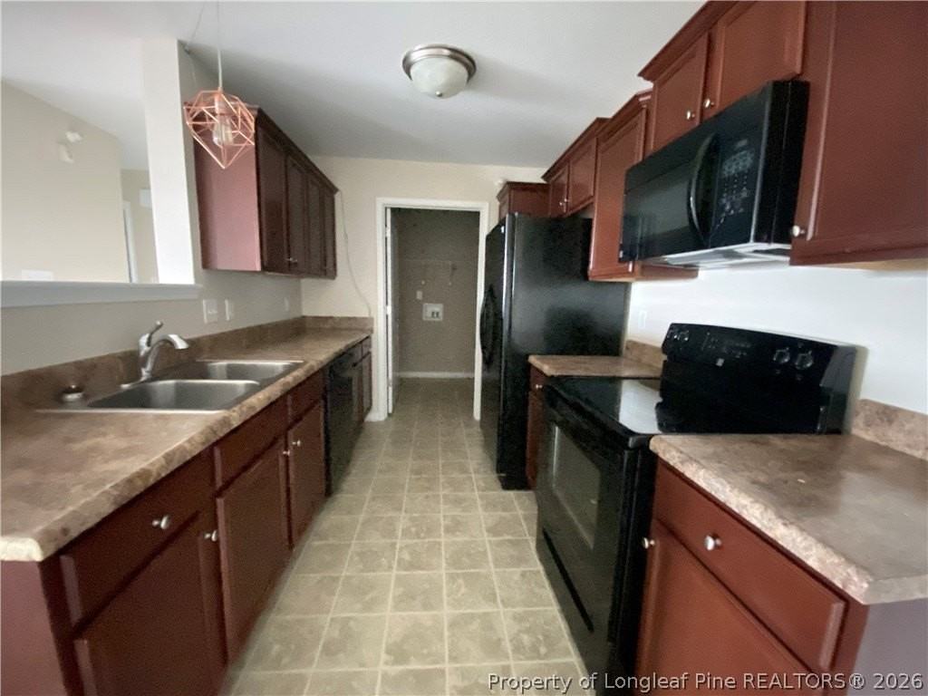 1305 Kershaw Loop #219 - Photo 5 of 11