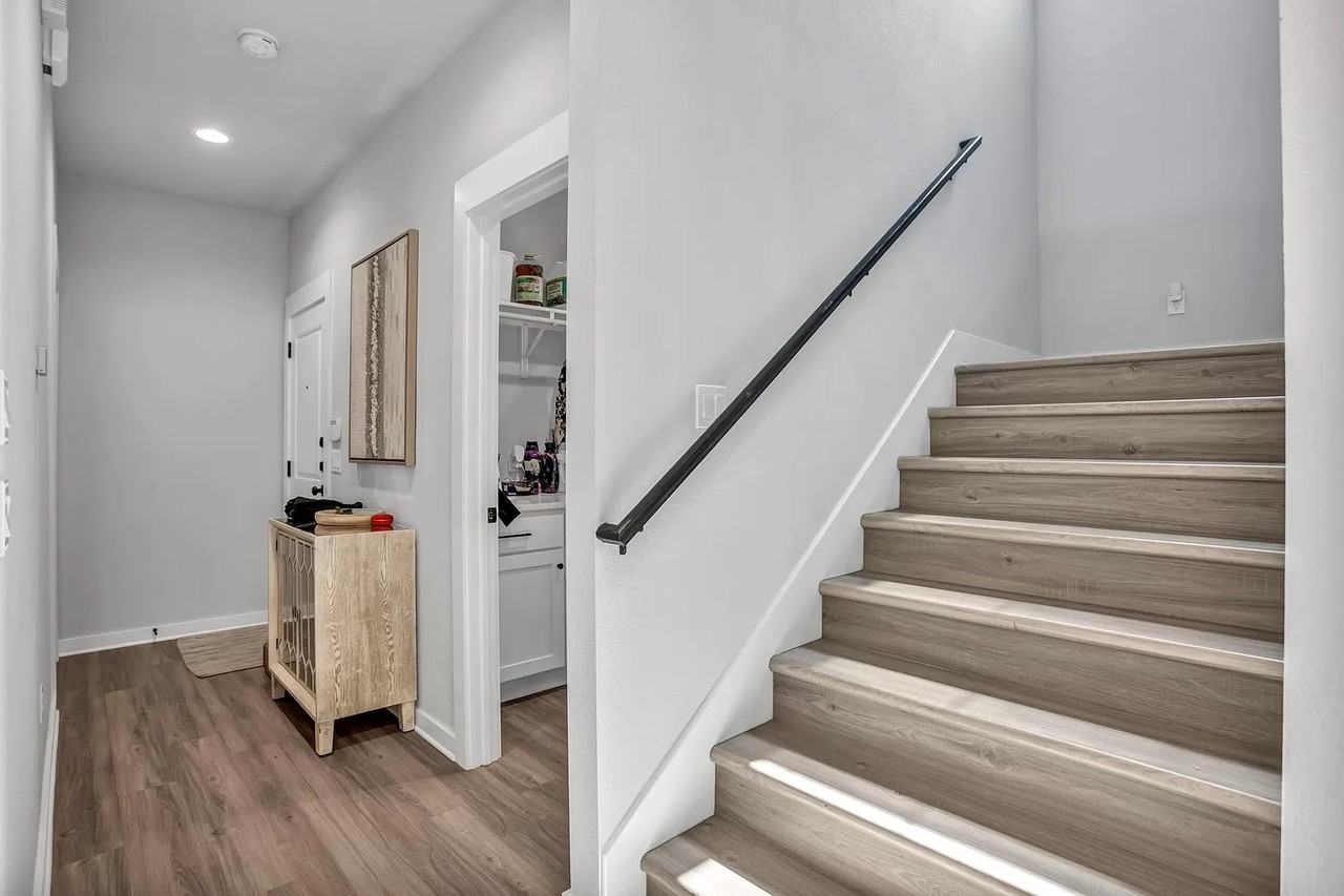 2318 S 4th St #1 - Photo 3 of 16