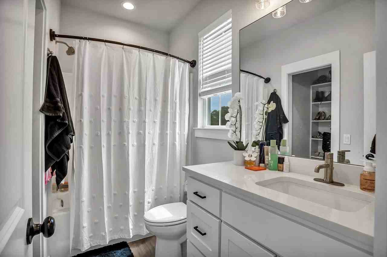 2318 S 4th St #1 - Photo 7 of 16