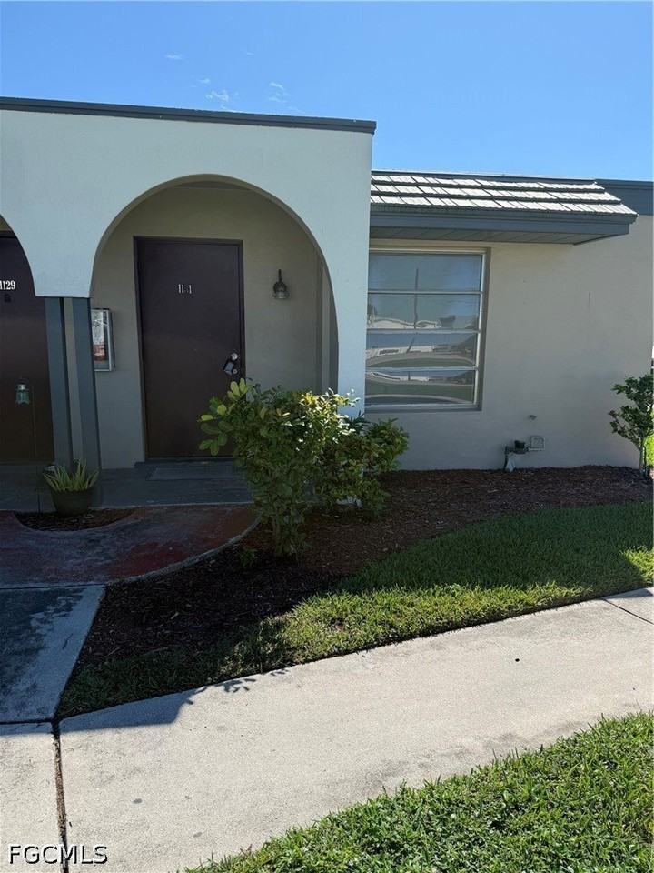 1131 S Loop Blvd - Photo 2 of 19