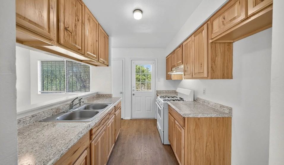5311 Woodbrook #1 - Photo 5 of 11