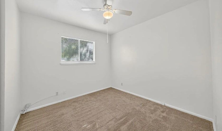 5311 Woodbrook #1 - Photo 7 of 11