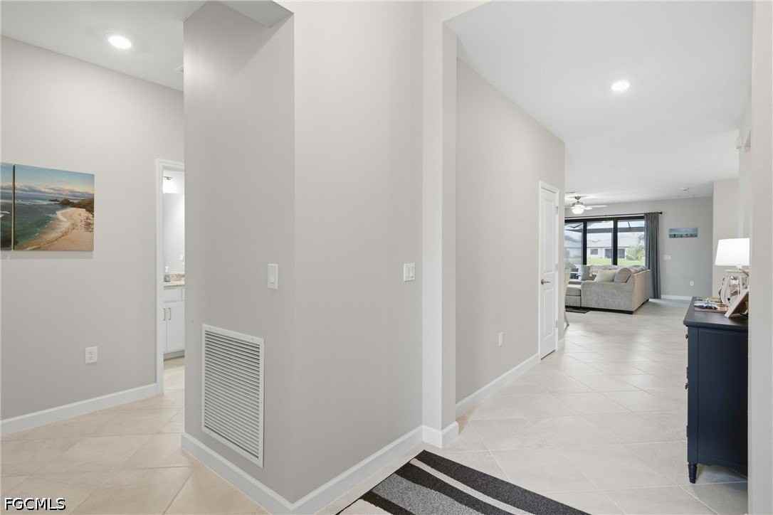 13948 Hunter Oak Dr - Photo 3 of 50