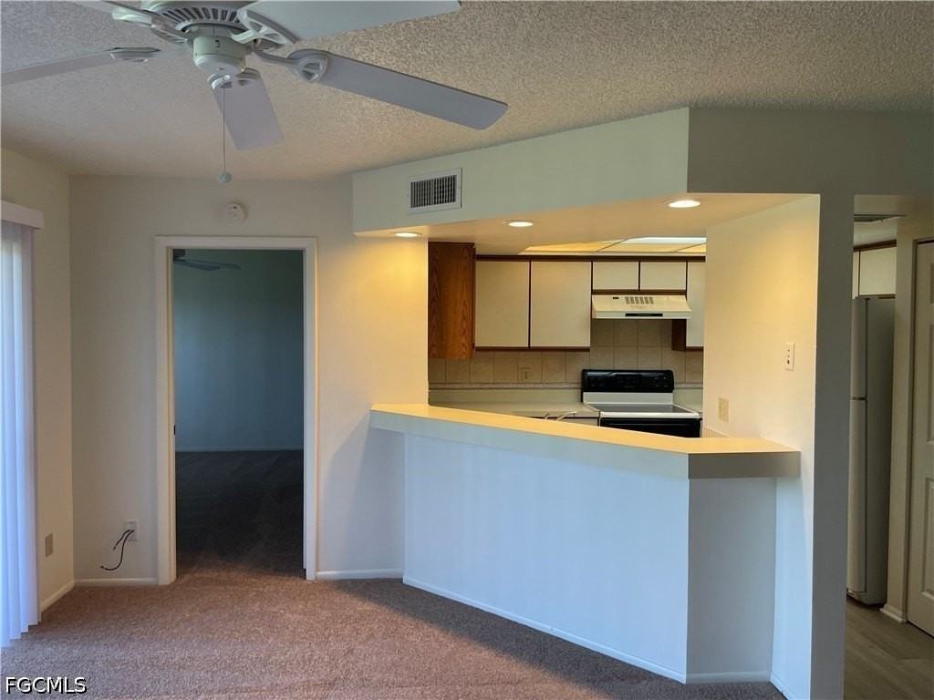 13331 Greengate Blvd #514 - Photo 5 of 21