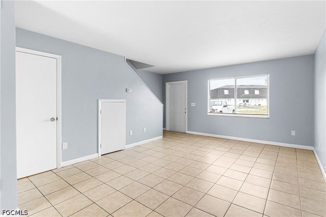 4496 Frankie Ct - Photo 7 of 24