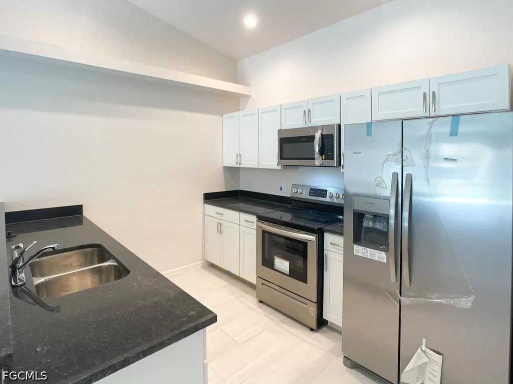 4338 Santa Barbara Blvd - Photo 2 of 10