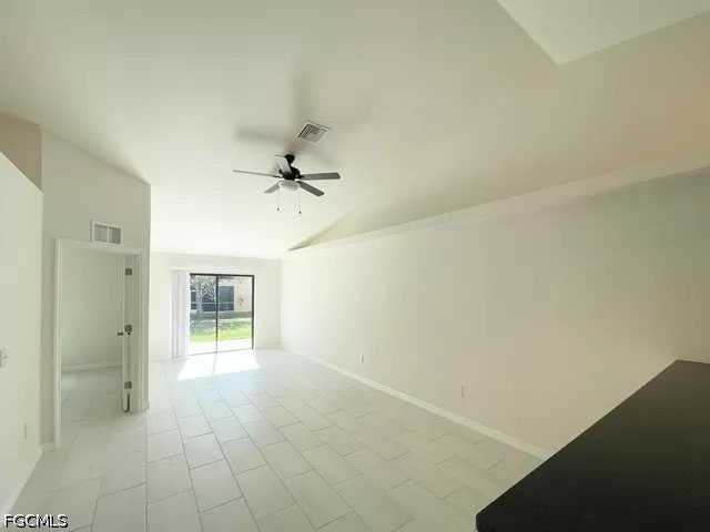 4338 Santa Barbara Blvd - Photo 3 of 10