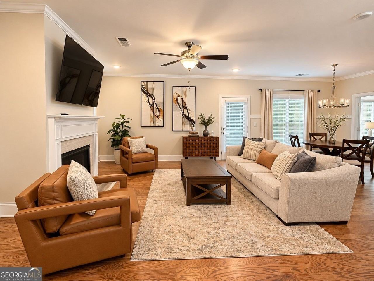 969 Rittenhouse Way - Photo 4 of 16