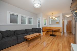 featured image of 827 E University Ave #1