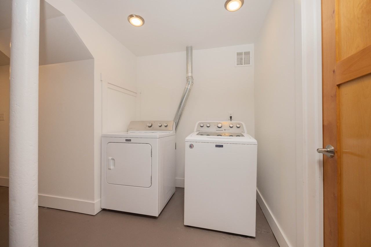 827 E University Ave #1 - Photo 7 of 16