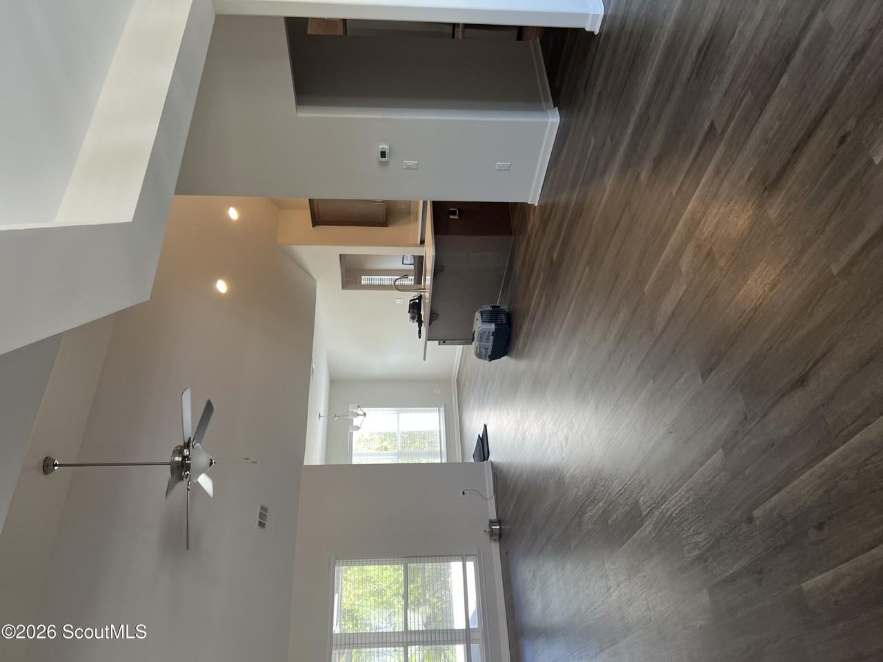 181 Acorn Dr - Photo 3 of 21