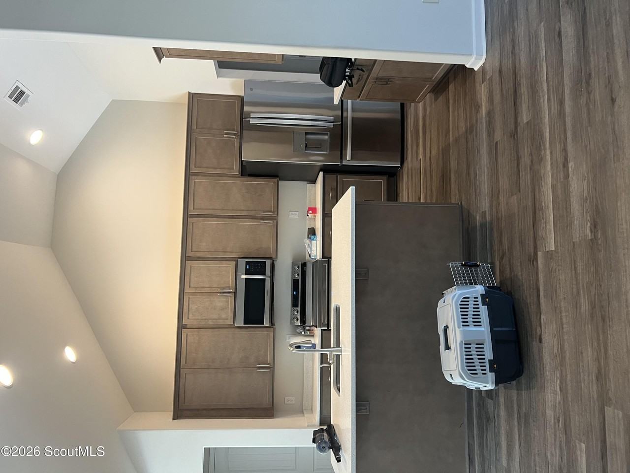181 Acorn Dr - Photo 4 of 21