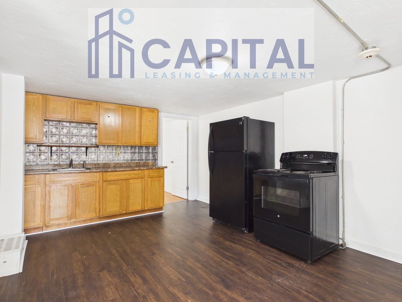 90 Laurel Hill Ave #B - Photo 2 of 20