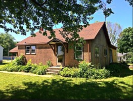 featured image of 308 E Lawnridge Ave #1