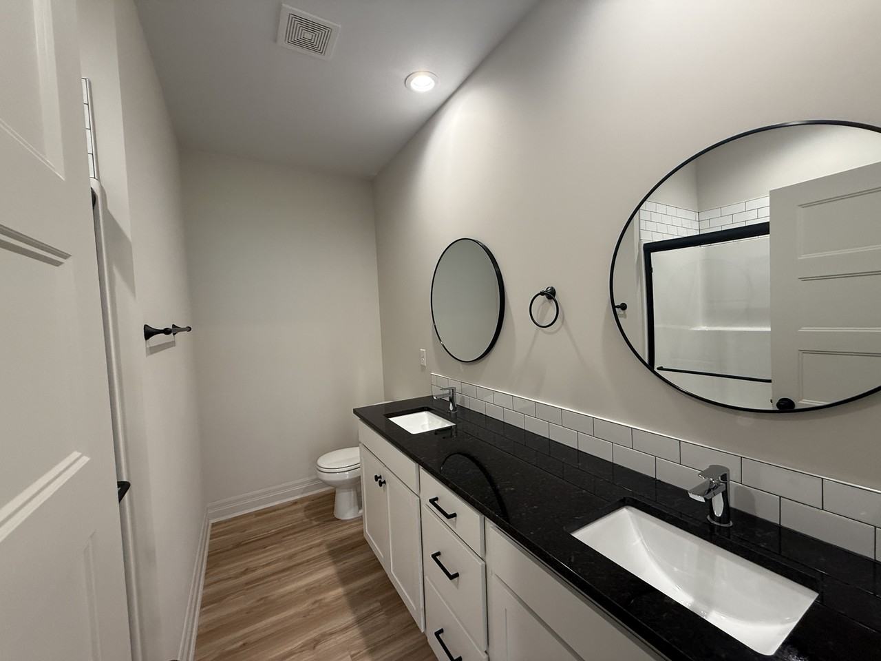 1823 E Liam Ct #1 - Photo 6 of 20