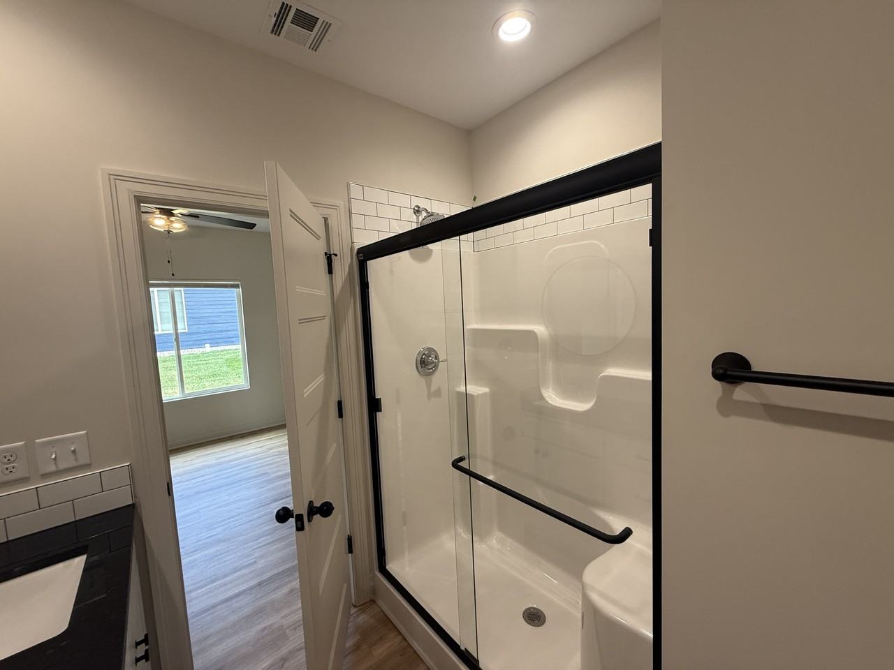 1823 E Liam Ct #1 - Photo 7 of 20